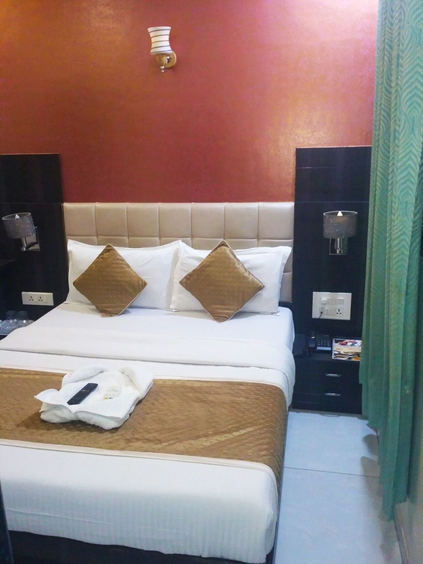 Avenue Mumbai International Airport Hotell Exteriör bild